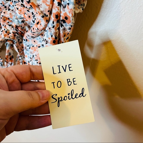 NWT Cropped Floral Top - Picture 5 of 7